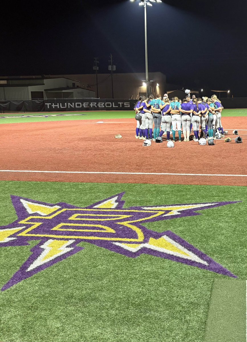 Kendall Burch tweet media