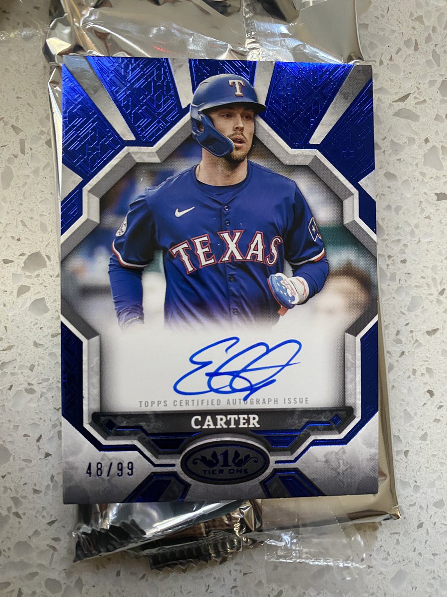 flopez8922's tweet photo. I opened up my @Topps #toppstierone #Topps #mlb below are the hits https://t.co/jH4oA55qZ0