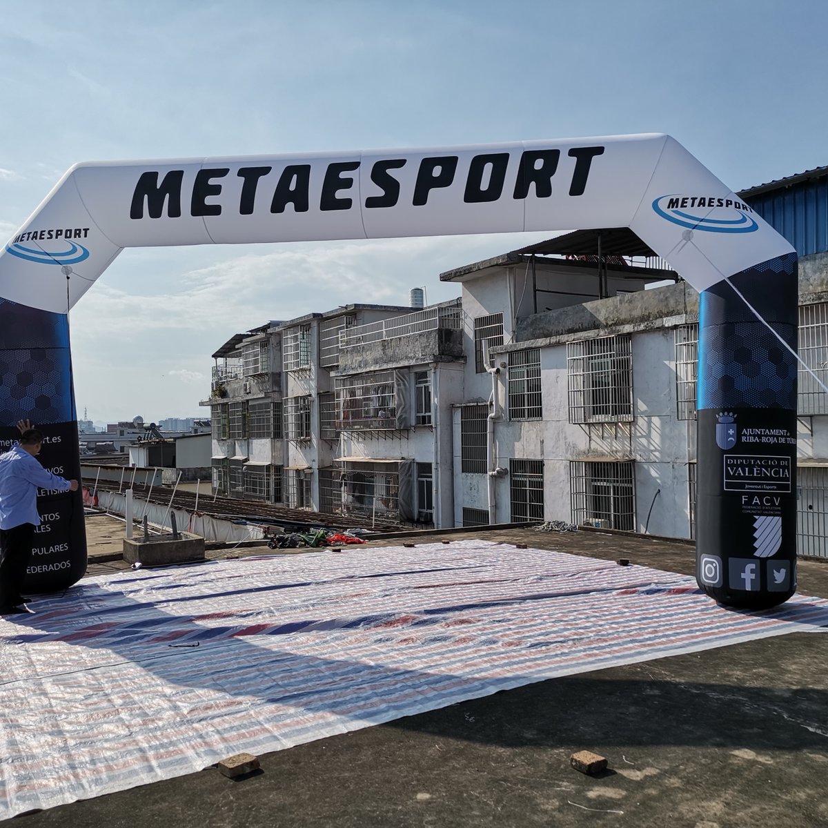 AmirSoh78336281's tweet image. Make your event memorable with our inflatable sports racing arch!! #inflatablearch #inflatables #inflatablefun #sports #racing #usa #europe #Competition #events #adp2025 #sinfiltros_tv #CaneloCrawford