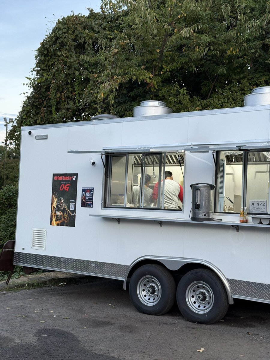 pkfc_usa's tweet image. #BeTheOG and #OGNight mania starts in Charlotte, NC.

Contest and DJ night posters are now seen at
👉🏻 Triveni Express(North)
👉🏻 Taste of India food truck.
More locations to be added

Join the contest soon, and #BeTheOG 😉📸 #TheyCallHimOG