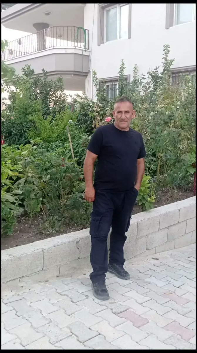 Adana'dan herkese günaydın sevgiler saygılar muhabbet etmek isteyen bayan lar özelden yazabilir