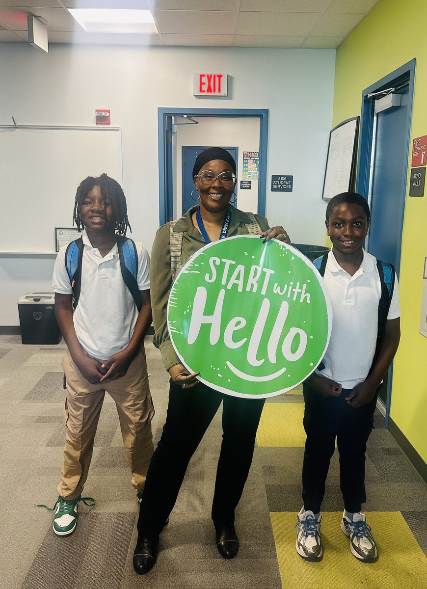 charlesdrewk8's tweet image. We are spreading the joy of saying HELLO all this week! Give the gift of kindness - “Start with Hello!” GOOOO RAMSSSS!!! 💙🐏 #YourBestChoiceMDCPS #SandyHookPromise