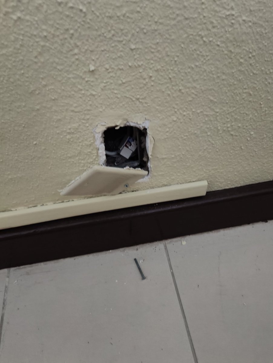 AdamThompson0_o's tweet photo. @TUIUK @ManchesterEven @LivEchonews @BBCNews @BBCBreaking @BBCLookNorth @TUIUK Some more pictures of this hotel. This is the room we've been given, furniture in the middle of the room, TV on the bed, holes in the walls, cracked/sharp floor tiles. and told by the staff "we can't fix it tonight so either move the stuff yourself or go to another hotel https://t.co/sJbhoryjWT