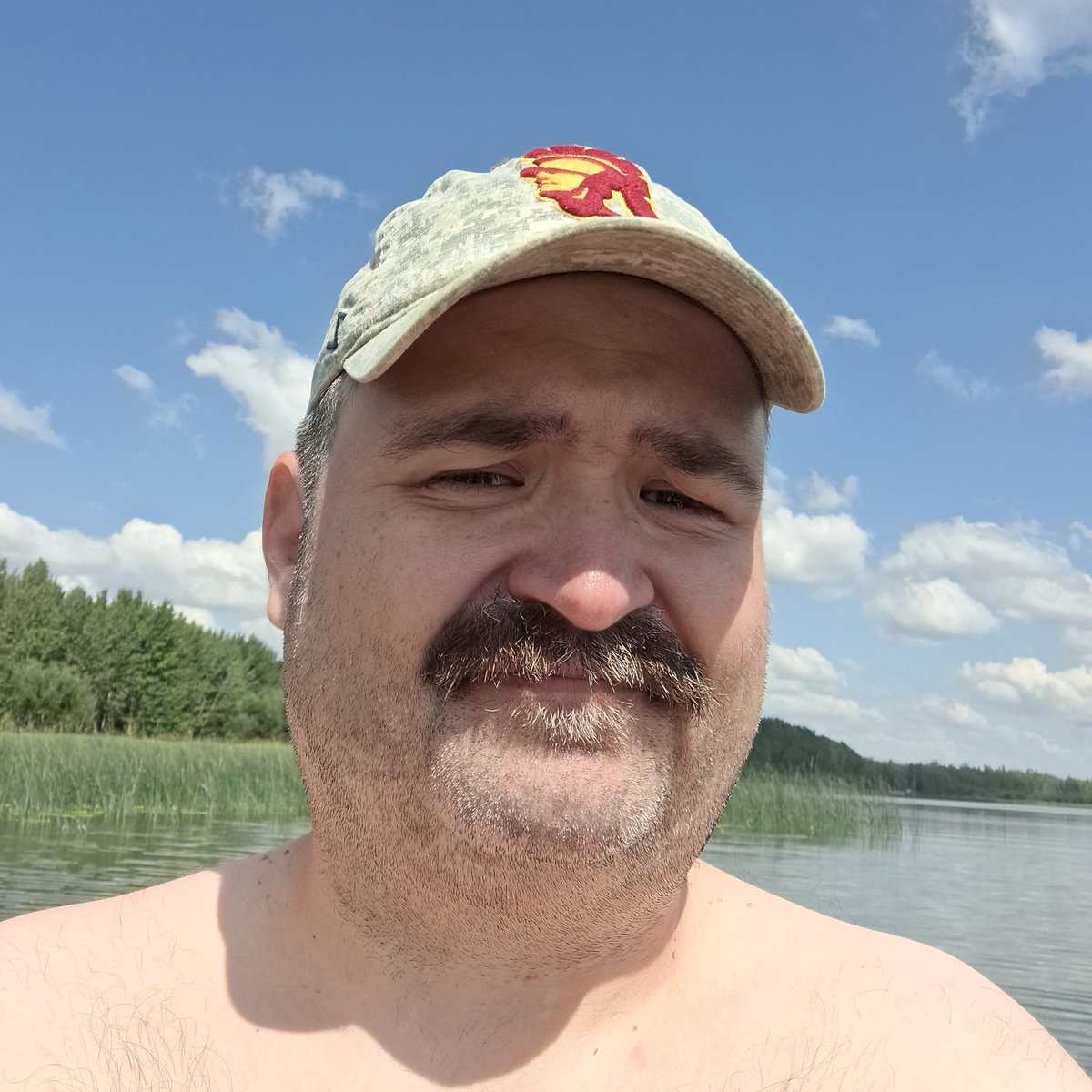 Method2MadLess's tweet photo. @stucatz55 Probably that you've never had sexual contact with a woman your entire life you fat piece of shit. No woman I know would touch this with a 10 foot pole. https://t.co/w8qBdljWdB