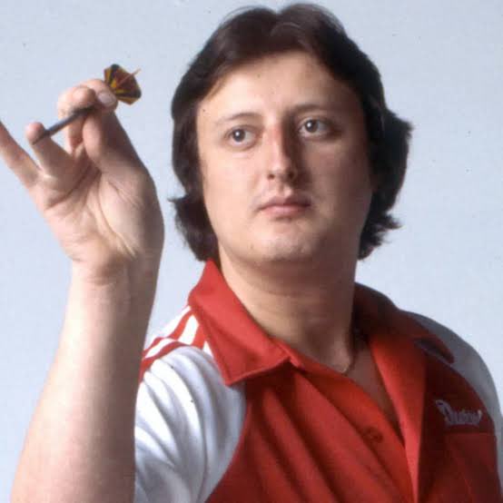 Crazy how renaissance Eric Bristow looks. 
Imagine him walking into your living room carrying a plate of grapes or a severed head or something