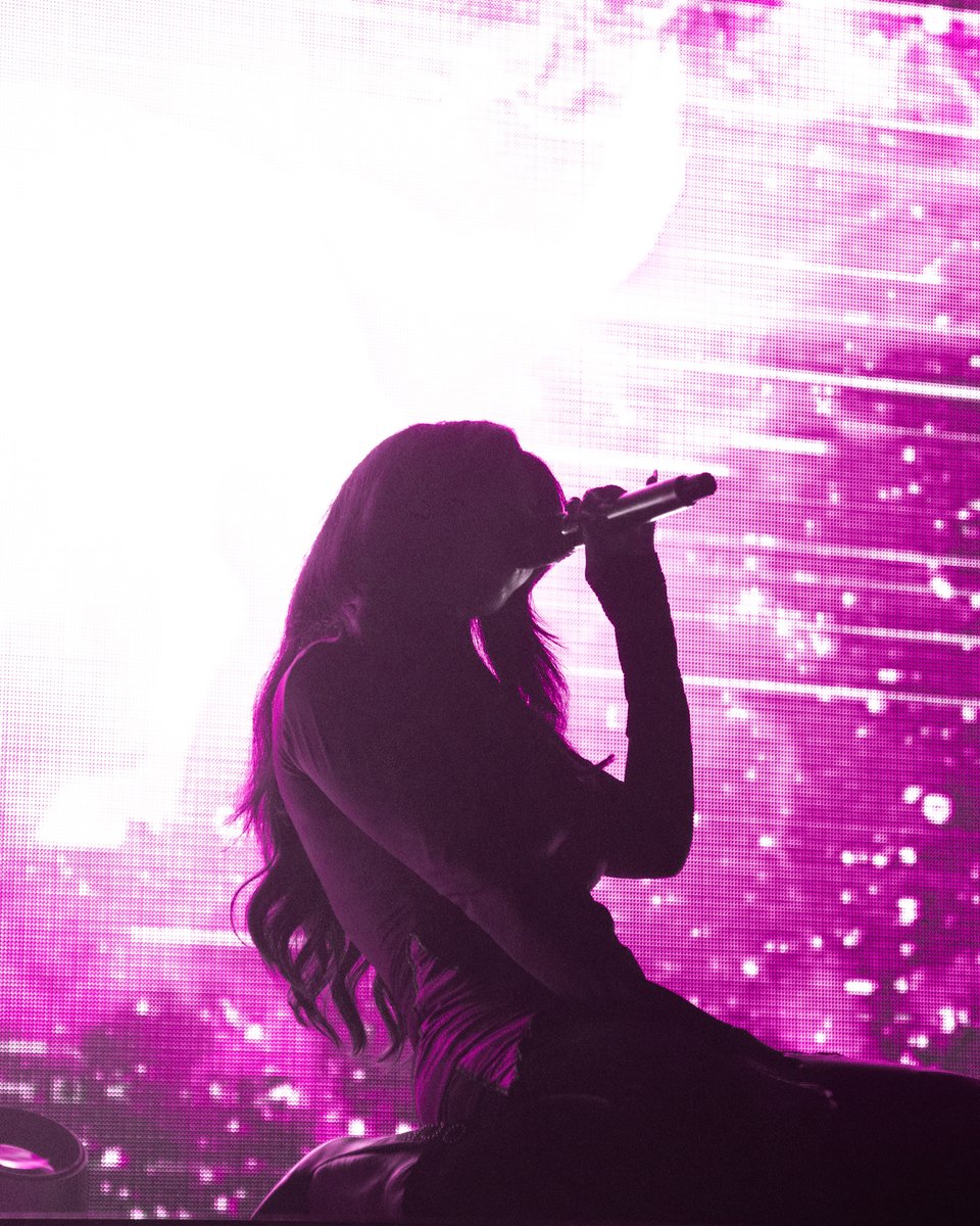 SLUG Magazine tweet media