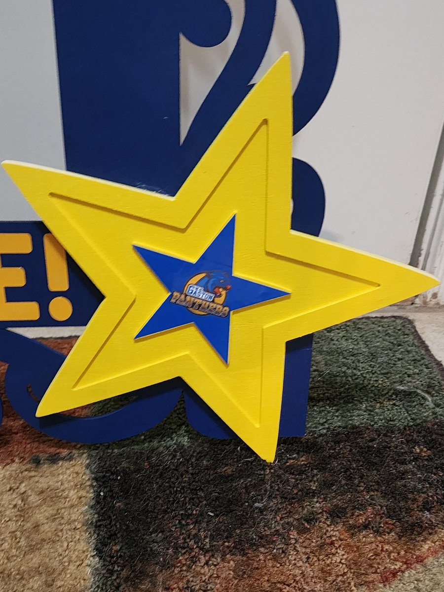 CraftShackDiva's tweet photo. When your daughter volunteers you to create a frame for their SAVE Promise Club because she knows you are extra!! " Start with HELLO week is off to a great start!!! #differencemakers @NATIONALSAVE https://t.co/TxkJgwVdzA