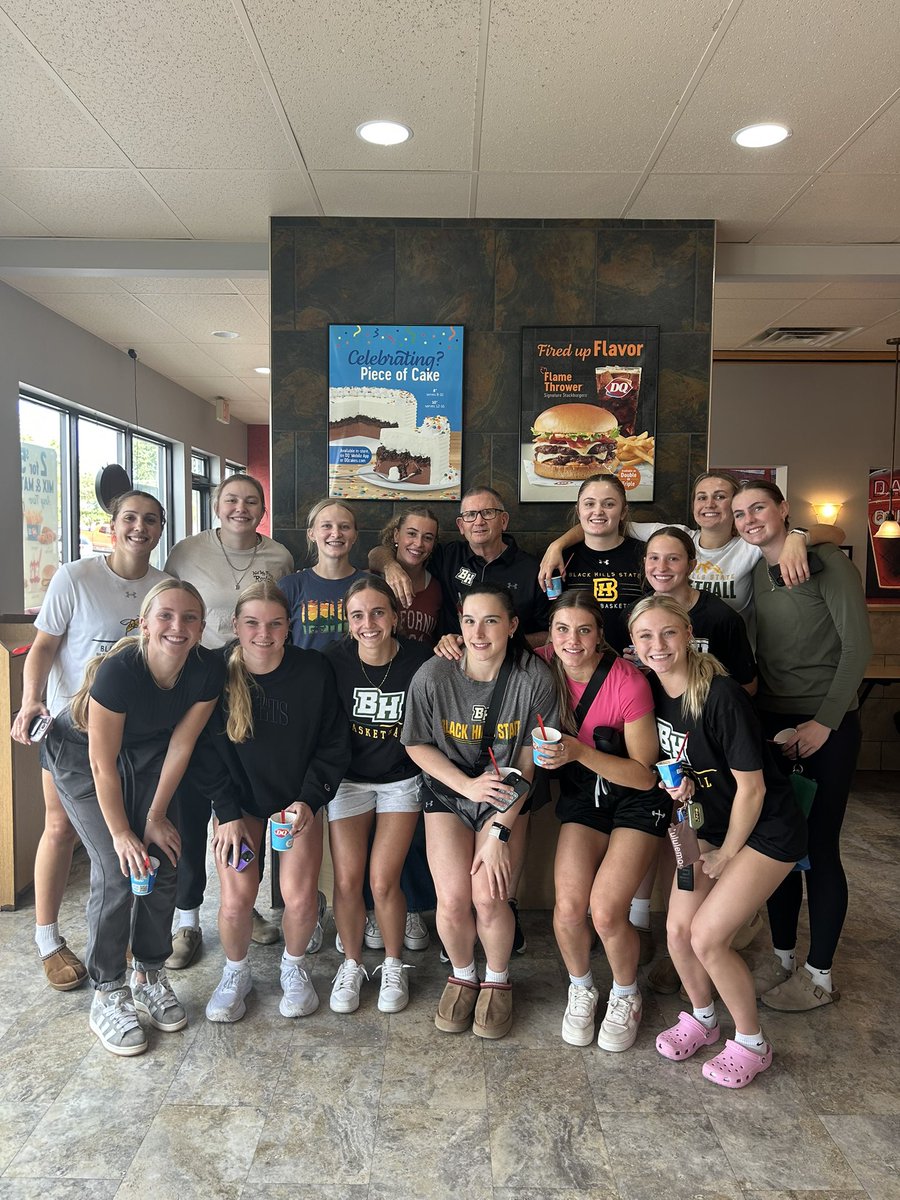 Black Hills State WBB tweet media