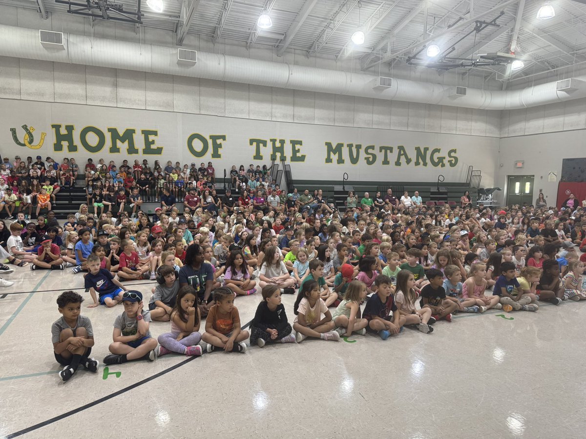 Dr. Alicia Hooton tweet media