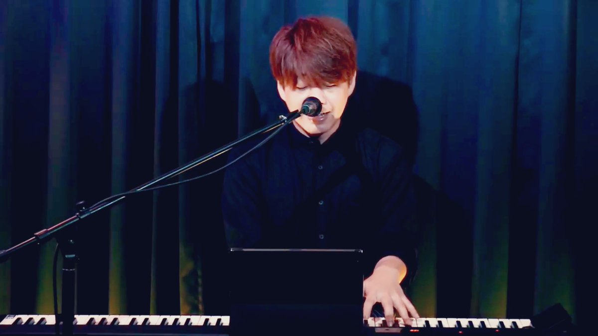 shun611's tweet photo. おはようございます🌞

昨日は弾き語りワンマン、涙が出るくらい笑ったり、音楽で胸を熱くしたり、本当に素晴らしい時間になりました！

会場も配信も盛り上がってくれてありがとう✨

さあ、今日も素敵な一日にしよう👍 https://t.co/X3QPlPhnza