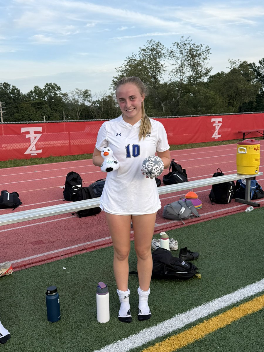 #PRide, great battle today between the lady pirates &amp; TZ ⚽️ PR comes out on top 2-1. TZ scored first and Jenna Silver &amp; Tess Sirakovsky answered right back with a goal each.  Caitie Donohue had 4 saves. <a href="/PRAthletic/">PearlRiverAthletics</a> <a href="/StephenHaynes4/">Stephen Haynes</a> 
Lucky Duck POG goes to Tess 💪🏴‍☠️