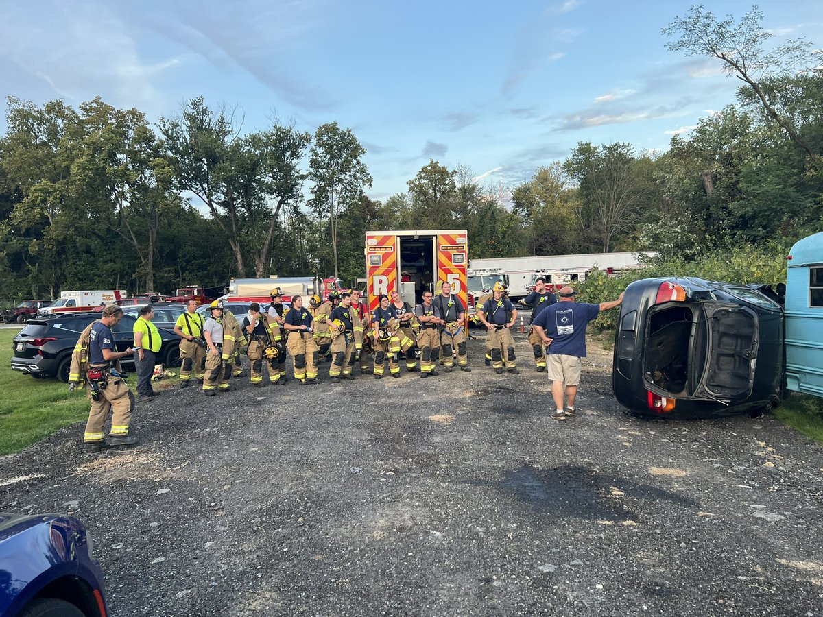 Training night on Vehicle Rescue. Thank you @Morgantowing.  Four stations with people everyone training together. One Team, One Mission