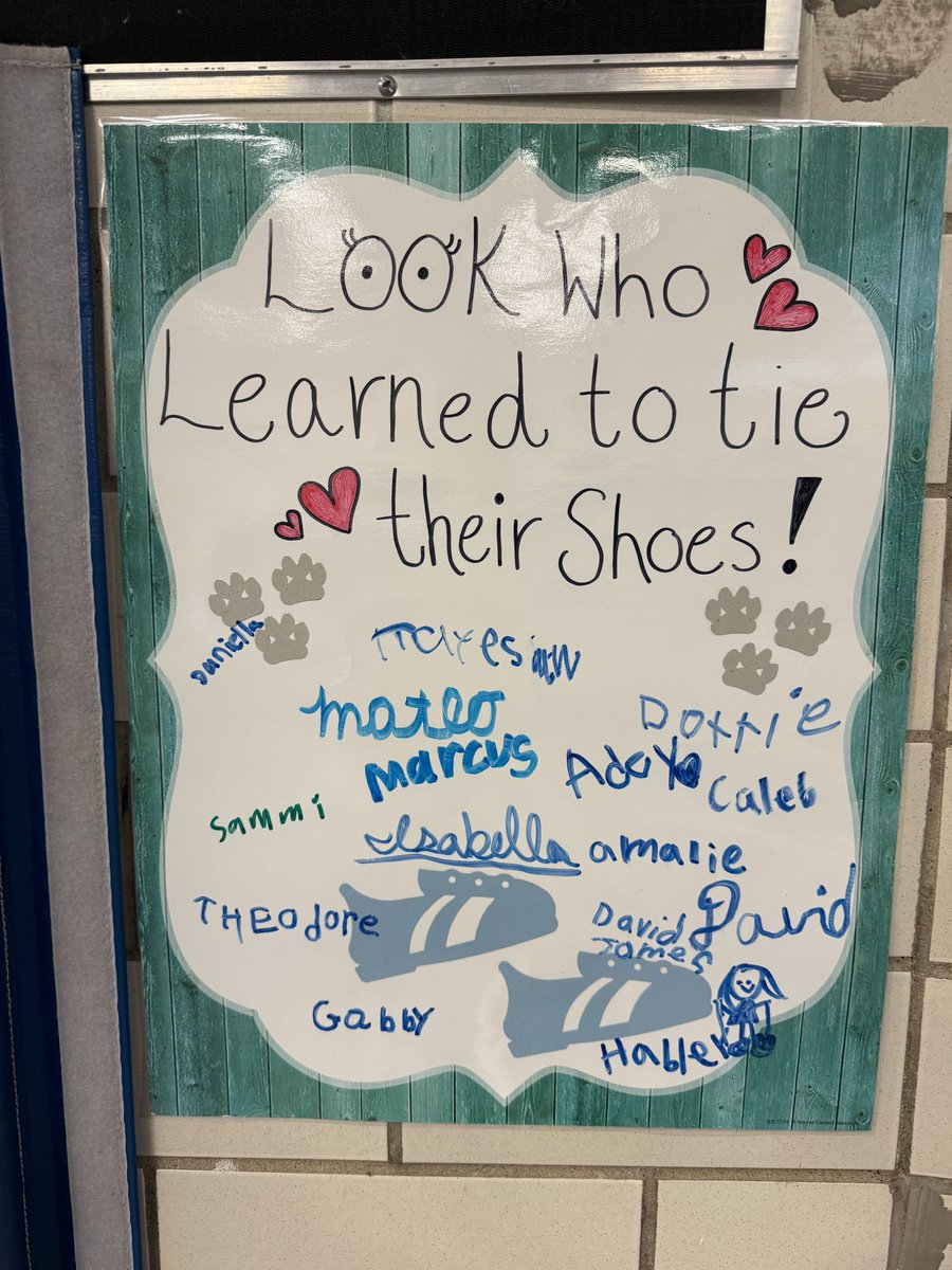 Courtney Robertson tweet media