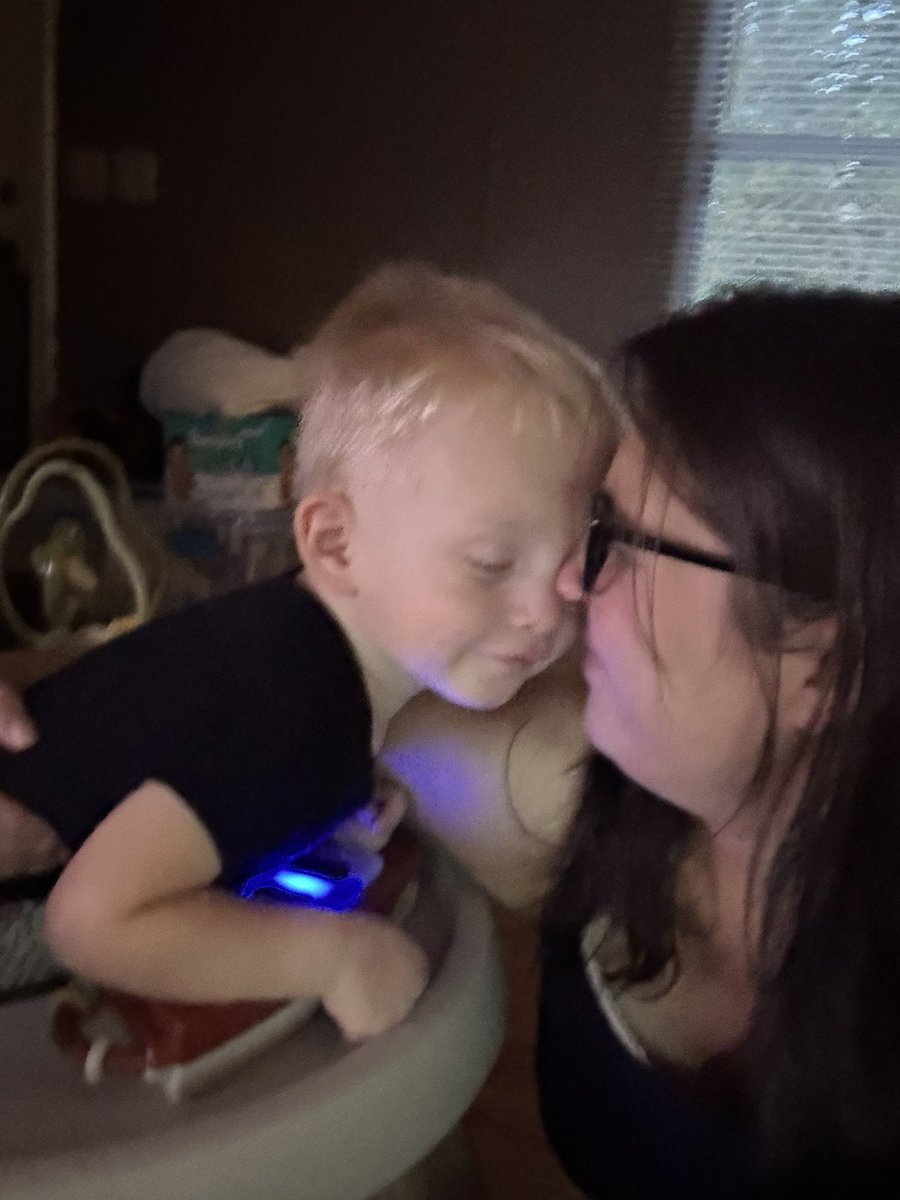 ConservativeGG3's tweet image. Watching Monday Night Football AND writing an essay on why it’s important to protect women’s sports with Connor, aka the best study buddy EVER!!! 😃✝️✍🏼📖🎓🦌💜🤍🏈👣🩵

#StudyBuddy #MondayNightFootball #GradSchool #SingleMomLife