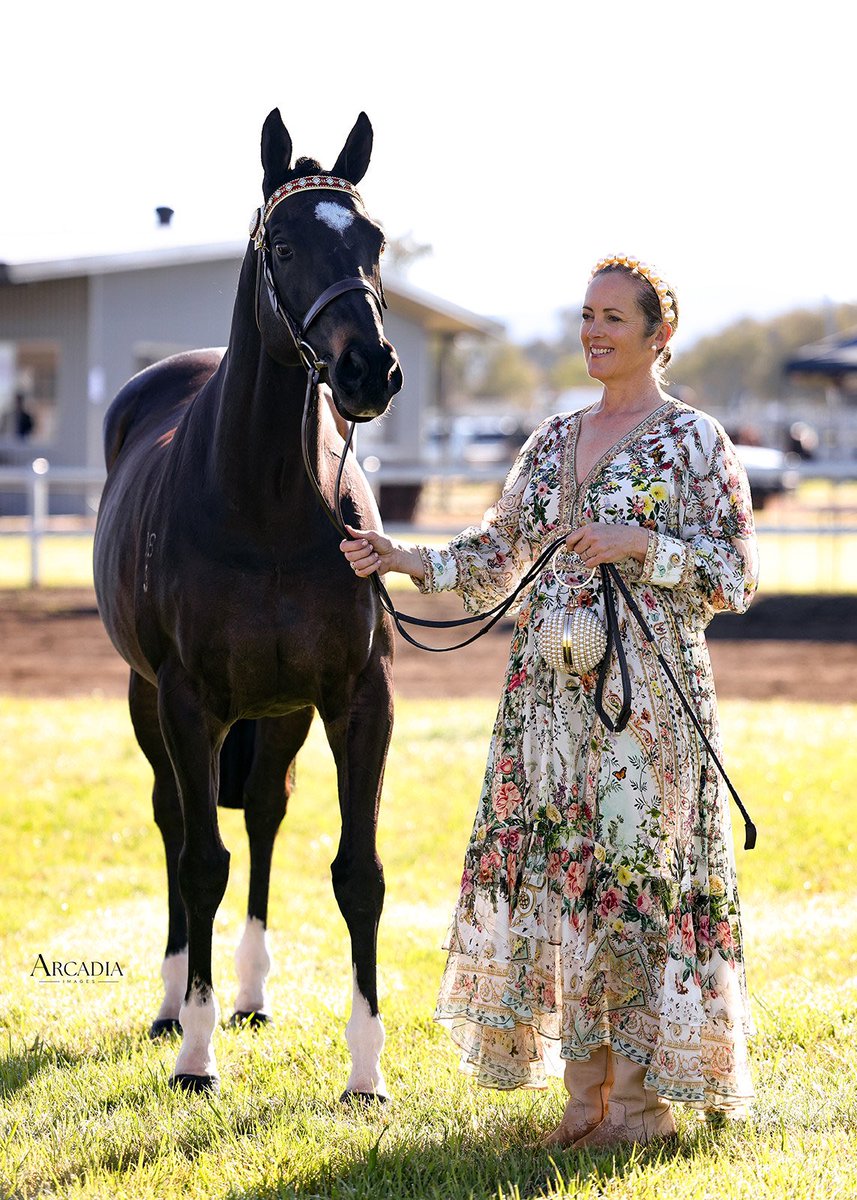Jo McKinnon tweet media