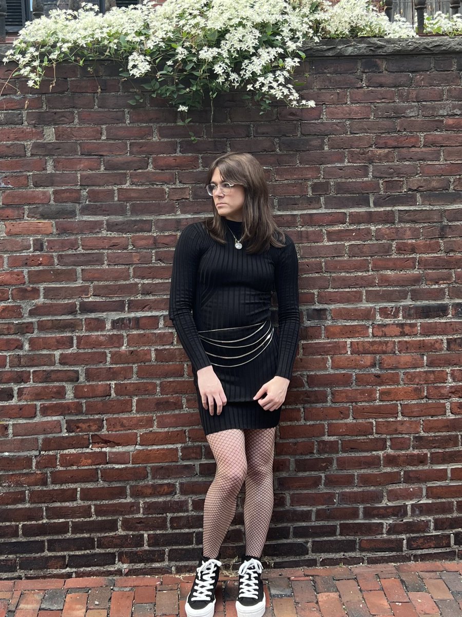 Ellie 🏳️‍⚧️ tweet media