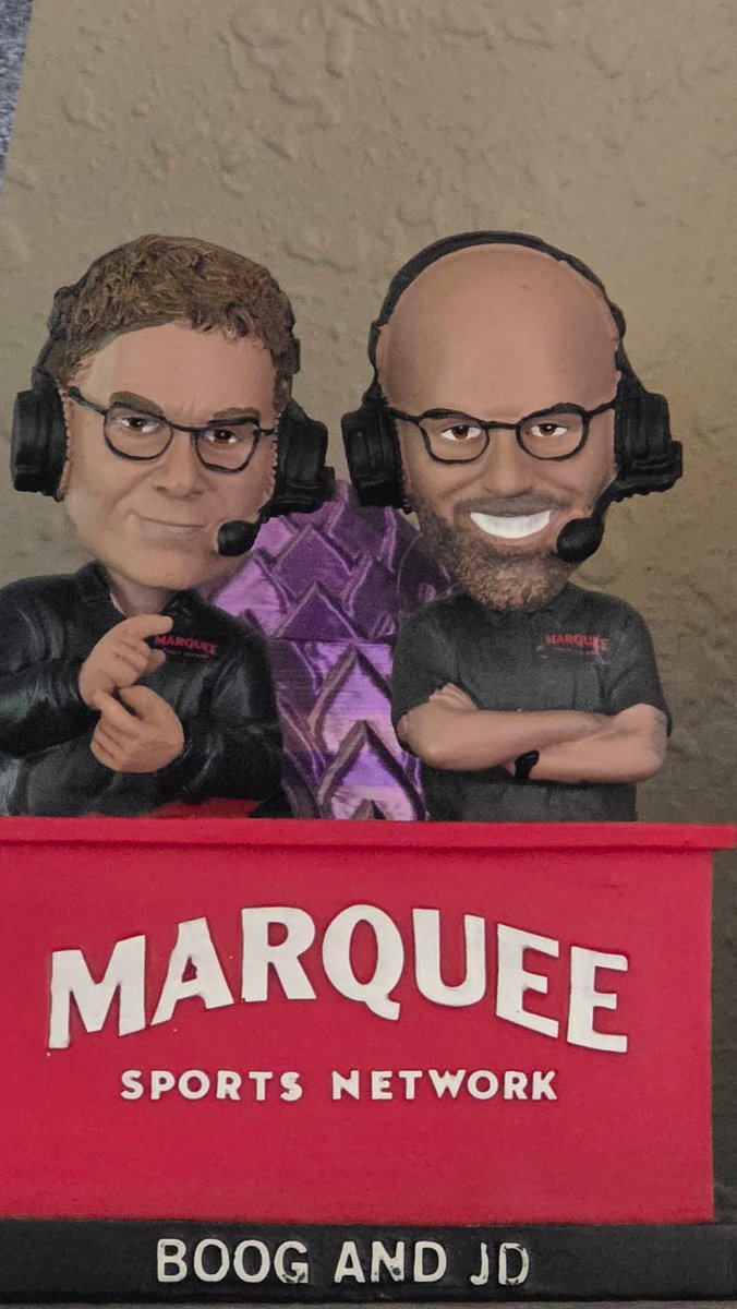 pjgraber03's tweet photo. @WatchMarquee @Taylor_McGregor @Cubs 

Some entertaining/distracting guys https://t.co/V1pLTkuK4Z
