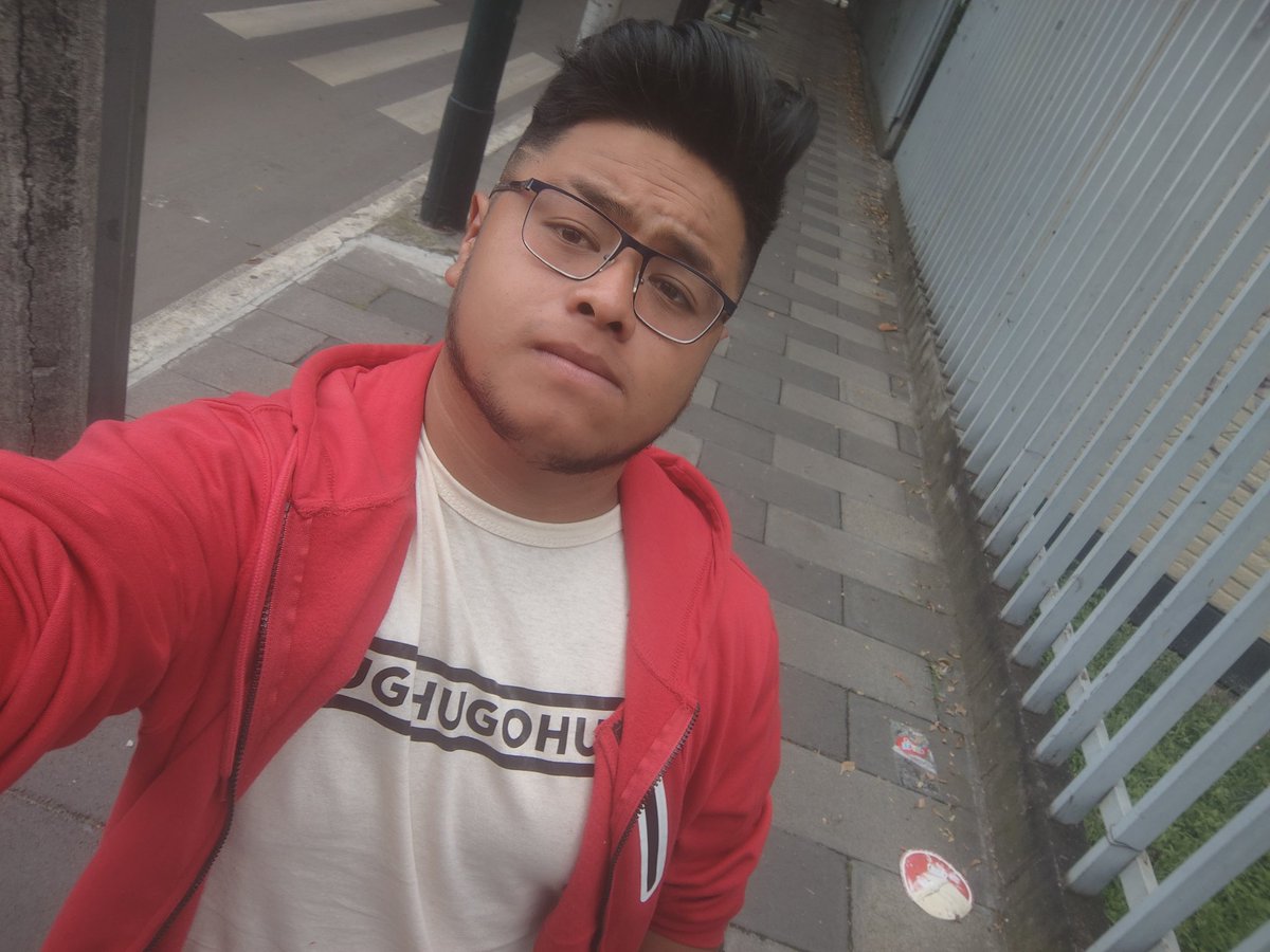 Weno pos Amonos al zócalo  a pasar la noche quien andará por ahí para hecharnos unas chelitas 
Viva México perrus 💜💜💜🇲🇽🇲🇽🇲🇽