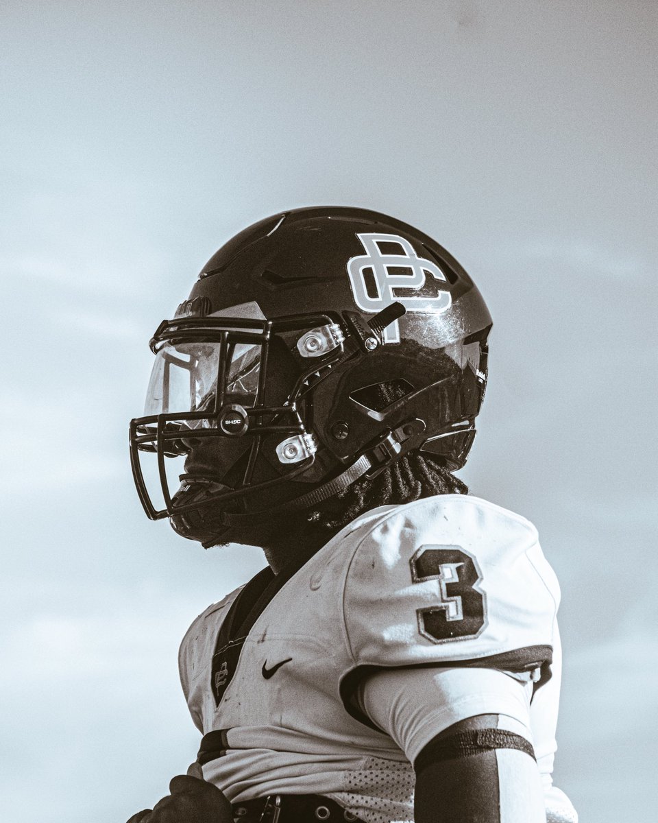 Schuy1ar_'s tweet photo. Game 1-3 Film
Passing: 561 yards &amp; 11TDs
Rushing: 313 yards &amp; 6TDs

@CoachKadum @CoachMattAldy @CoachHarmon_ @LukeSchleusner @CoachHeck_ @CoachBehrends @Austin_Maus 

https://t.co/sNBzjbQ56K https://t.co/Dwf5cwQM48