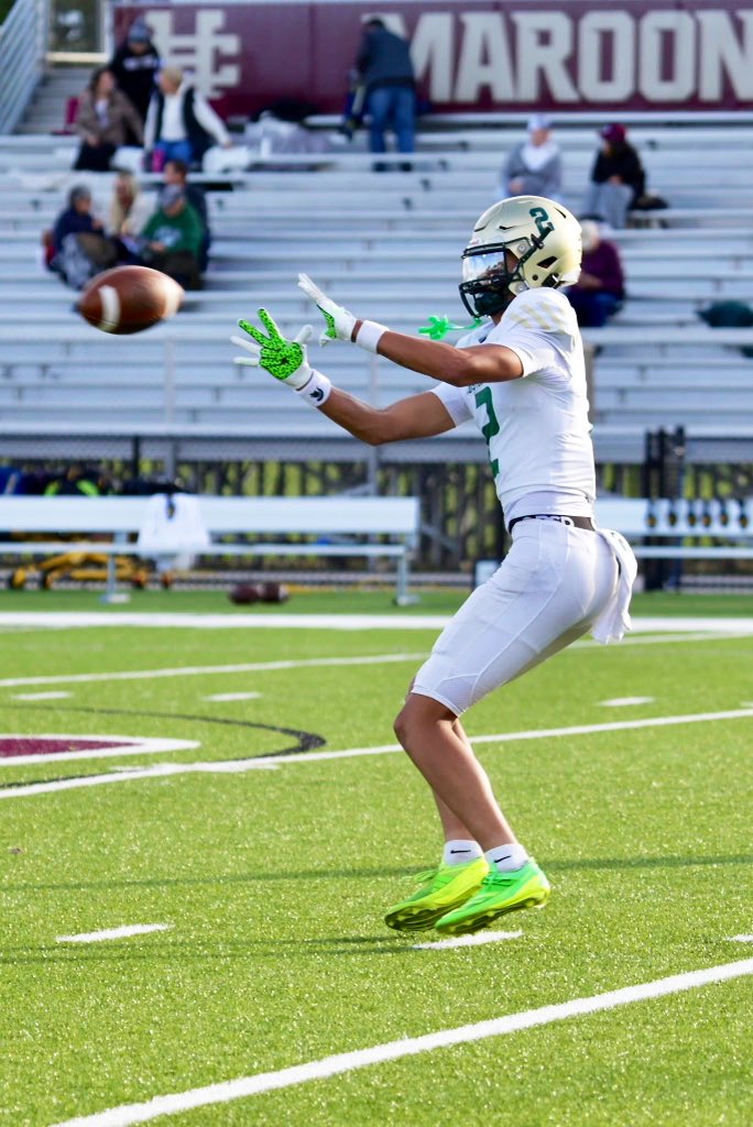 Week 2-3 film !!! ⬇️⬇️
hudl.com/v/2Sh2Ep
Catches and pbu on defense !!!
12 catches 
1 touchdown
223 receiving yards
6’5 185
<a href="/AllenTrieu/">Allen Trieu</a> <a href="/alex_pallone/">Alex Pallone</a> <a href="/247Sports/">247Sports</a> <a href="/CoachHawk_5/">Courtney Hawkins</a> <a href="/CoachReid_/">Jordan Reid</a> <a href="/MalikGill5/">Malik Gill</a> <a href="/CoachDSage/">Coach Sage Toledo</a> <a href="/OrryHellenbrand/">Orry Hellenbrand</a> <a href="/Coach_Butler_/">Garrett Butler</a> <a href="/SeanLevyMSU/">Sean Levy</a> <a href="/steveannese/">Steve Annese</a>