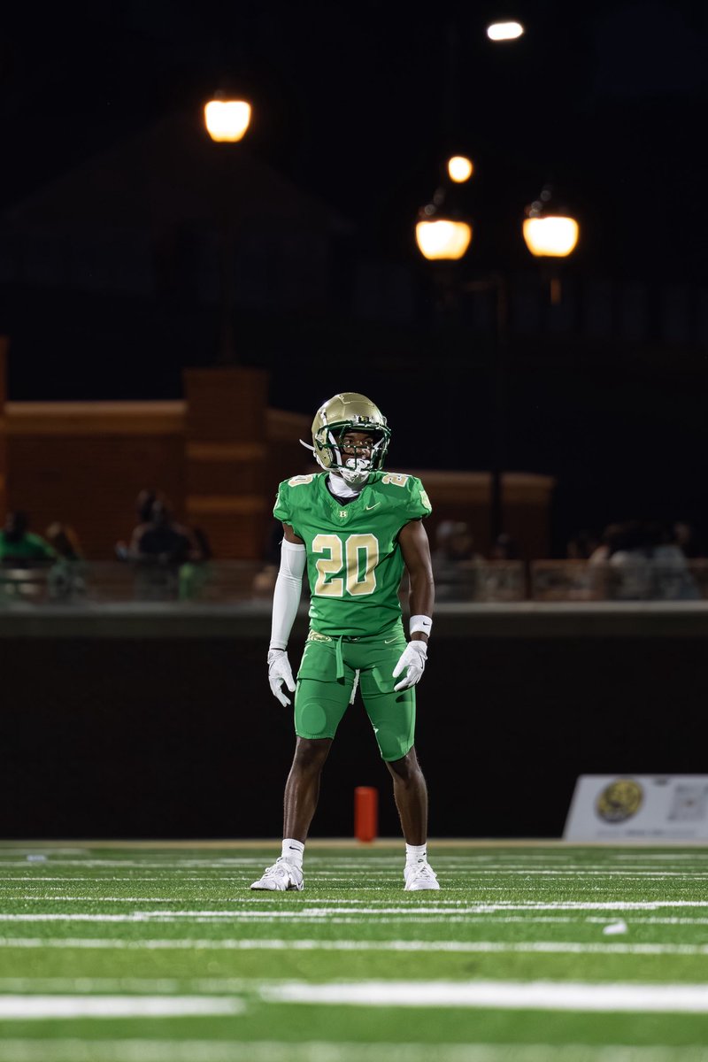 Bray_Williams13's tweet image. Mid Season Highlights! Got to keep Grinding! hudl.com/v/2SgsWj @Coach_Davis22 @buford_football @Rivals_HS @RecruitGeorgia @TheGoBoss @RustyMansell_ @najehwilk @ChadSimmons_ @JeremyO_Johnson