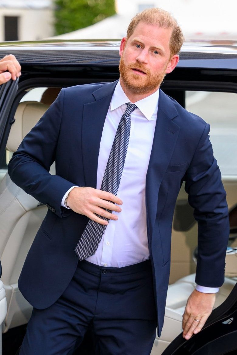 Happy birthday to the people’s ONLY prince — Harry, the Duke of Sussex. His existence alone sends racist, buck-toothed, jobless parasites into convulsions😂. Keep slaying dragons, bruv!