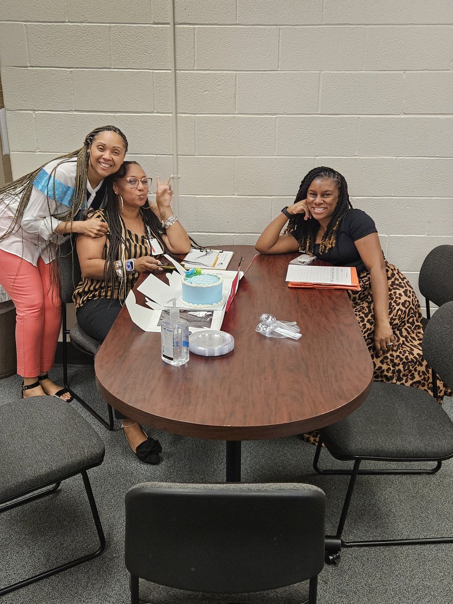 Brandy Francis tweet media