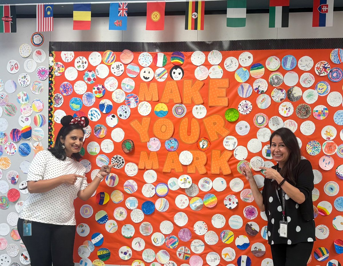 Celebration of creativity, courage, and collaboration <a href="/TWE_Texans/">Townewest Elementary</a> for International Dot day!!🎉⚫️🔵🔴⚪️