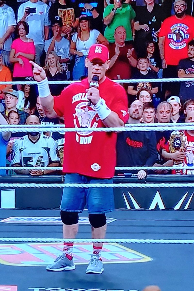 John Cena <a href="/JohnCena/">John Cena</a> kicking off WWE RAW in Springfield, MA! Looking great James <a href="/IAmJamesStewart/">James Stewart ☝️</a> ! Thank you for repping us with your <a href="/KowloonSaugus/">Kowloon Restaurant (Only official account on X)</a> Hoodie!

#JohnCena
#TheLastTimeIsNow
#WWERAW
#SpringfieldMA
#HustleLoyaltyRespect 
#NeverGiveUp
#Kowloon
#KowloonHoodie