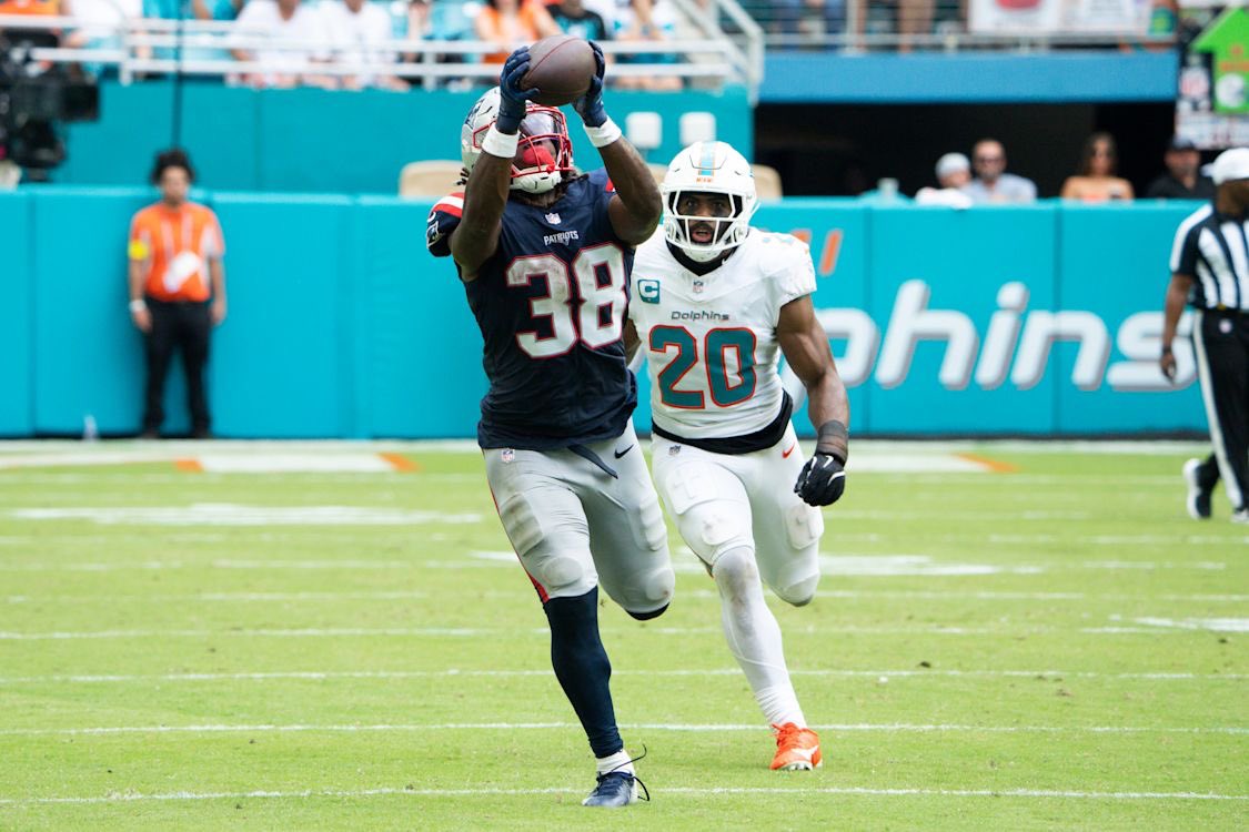 PatsPlanet_'s tweet image. Underrated stat—

Rhamondre Stevenson: 0 fumbles