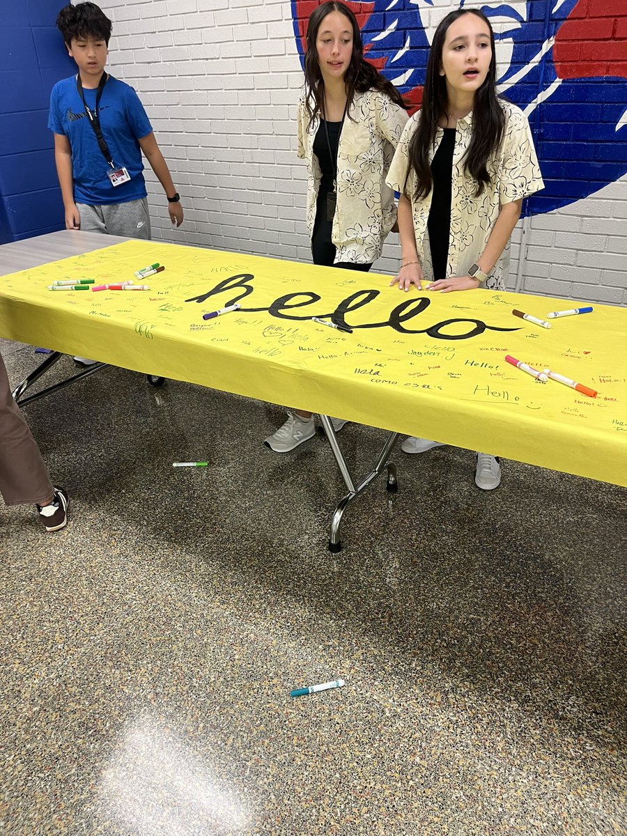 DonnaBolden10's tweet image. 💡Did you know?
A simple HELLO can:
✅ Break the ice
✅ Build friendships
✅ Spread kindness
✅ Start a movement
Let’s change the world, one hello at a time 💚
#HelloWeek @sandyhook