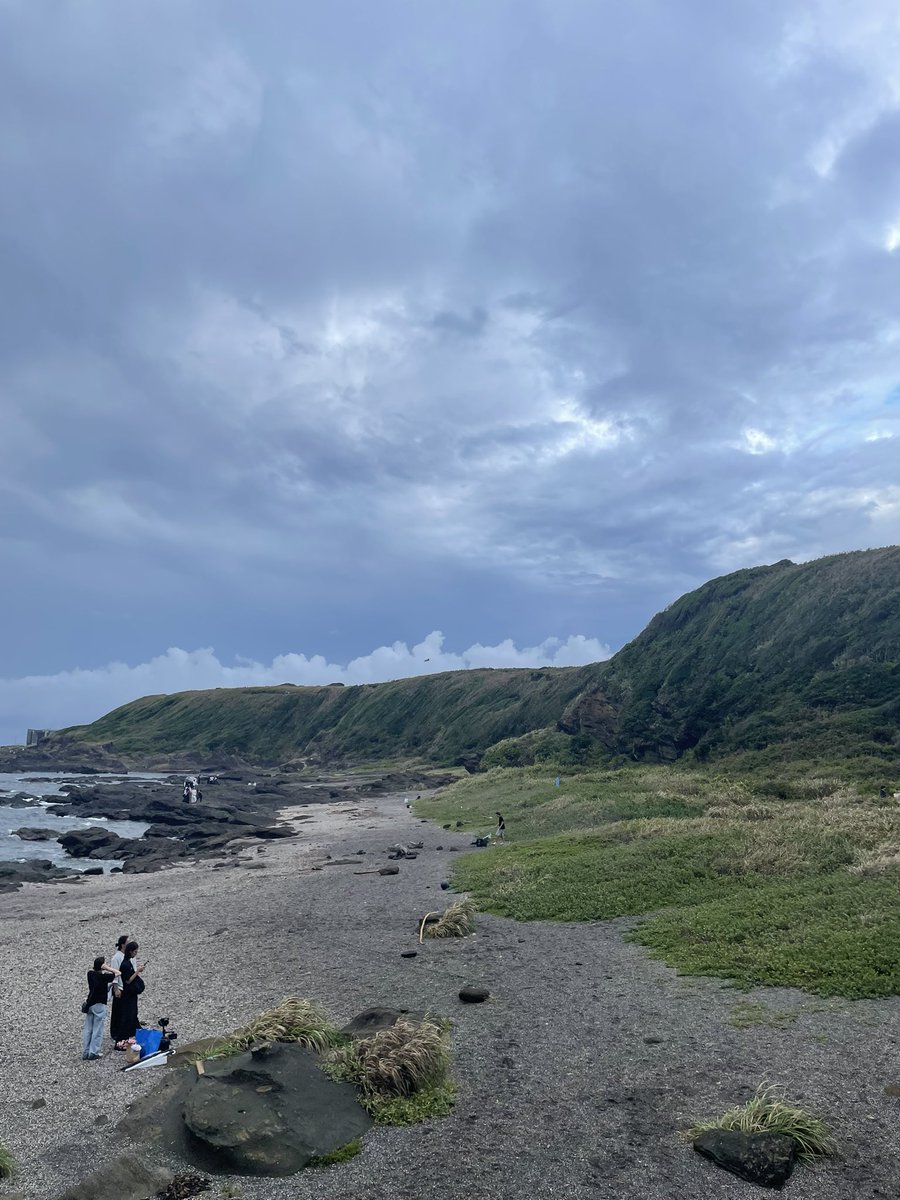 城ヶ島に行ってきました
トトロとかジュラシックパークのような世界観で自然を感じれました😊

マイナスイオンマイナスイオン

ウェディングフォトの人たちが沢山いた