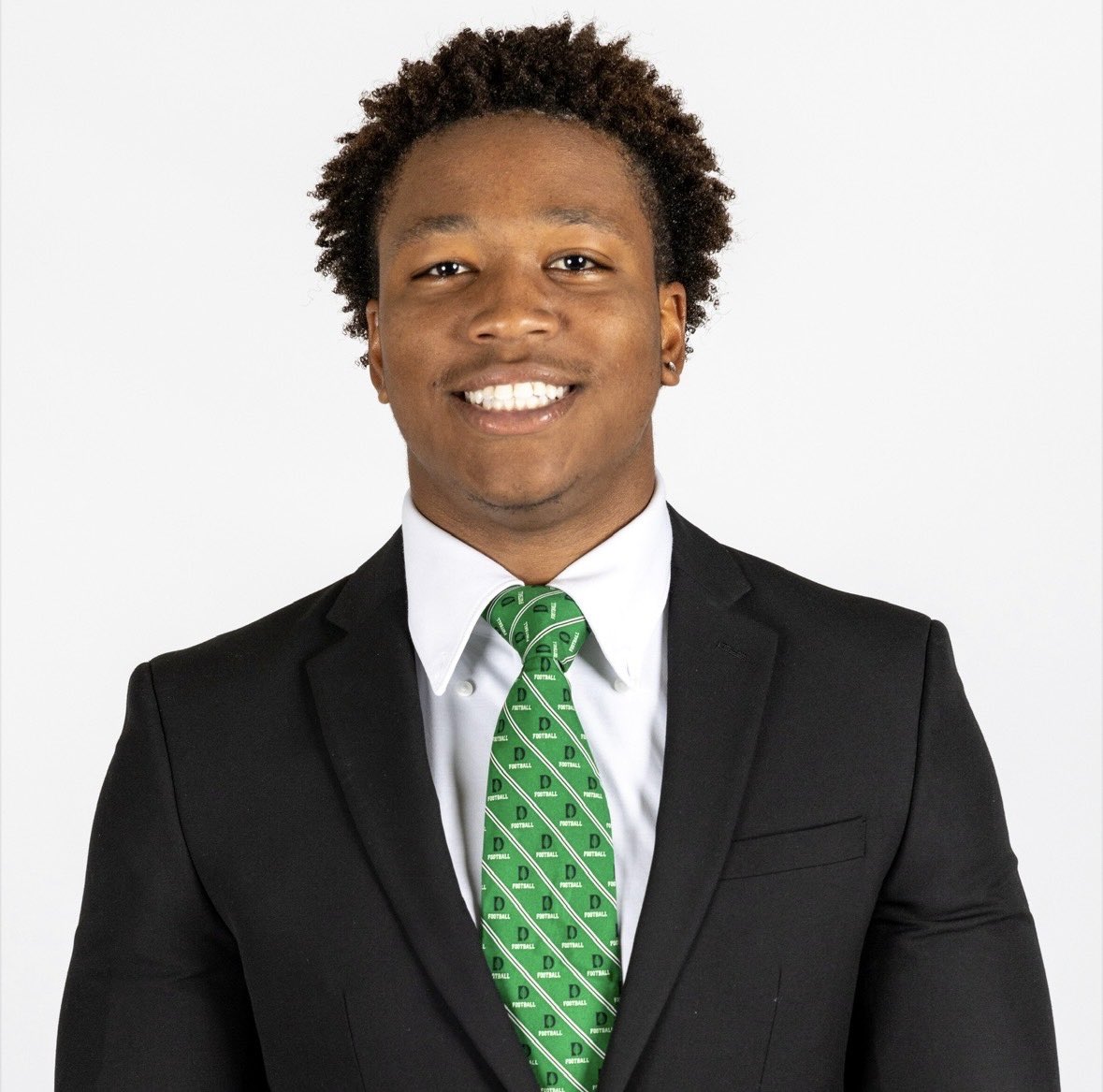 bjchristrey's tweet image. Today was the 1st day of classes and the beginning of Year 3. We are so proud of you CKR!! #28💚@chris_roper18