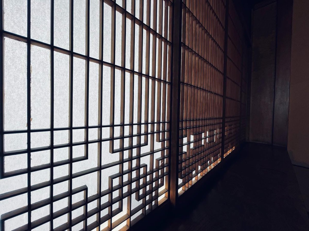 店主ジョーです😊
日曜日も沢山のご来店ありがとうございました✨
本日は火曜日ですが、月火と連休いただいてます。
明日以降のご予約・ご来店お待ちしております🙇