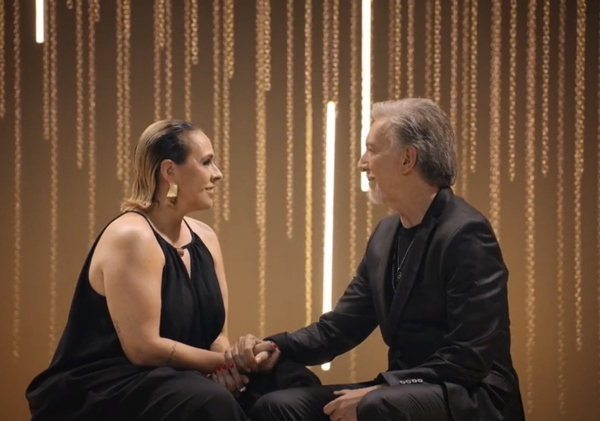 esse mário é um FILHA DA PUTA COMPLETÍSSIMO, nunca me estressei tanto com um velho fudido, a pica desse veio nem deve subir mais   

#CasamentoAsCegasBrasil