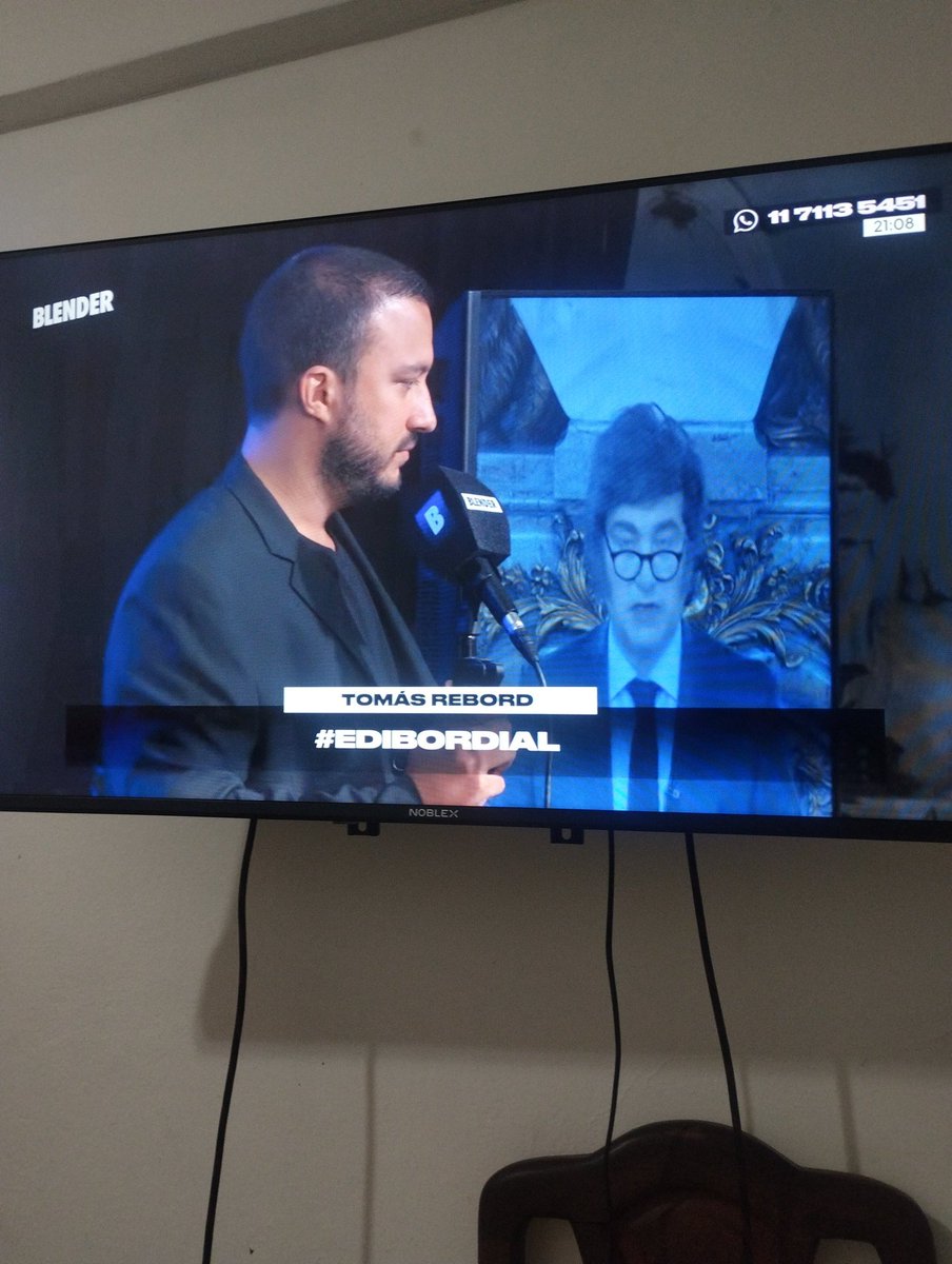 ale96rivero's tweet photo. Se cree que lo que tiene para decir le importa a alguien. Como se subió al pony este tipo!
Por suerte no lo ví porque puse la #Edibordial https://t.co/Zh2cgQN5QX