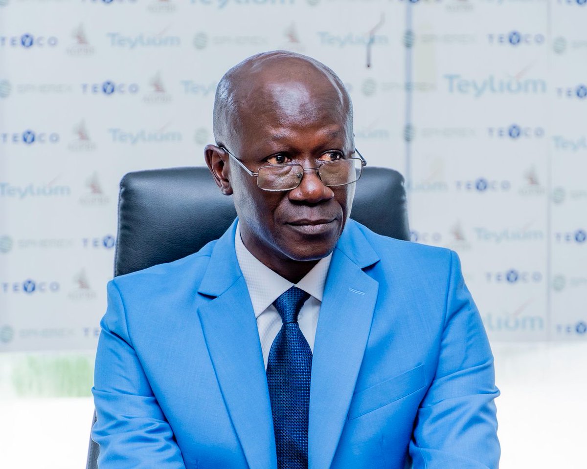 MinCult_Tourism's tweet photo. 1/6 #Diamniadio Cérémonie de passation de service ce lundi 15 sept. 2025 entre @M_DIAO221 ministre sortant du Tourisme et de l'Artisanat & M. Amadou BA, nouveau ministre de la Culture, de l'Artisanat et du Tourisme
#Passation https://t.co/pMzf5e55L8
