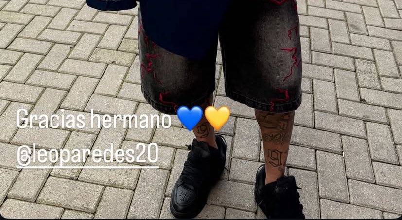 mas bostero que cagar en un balde