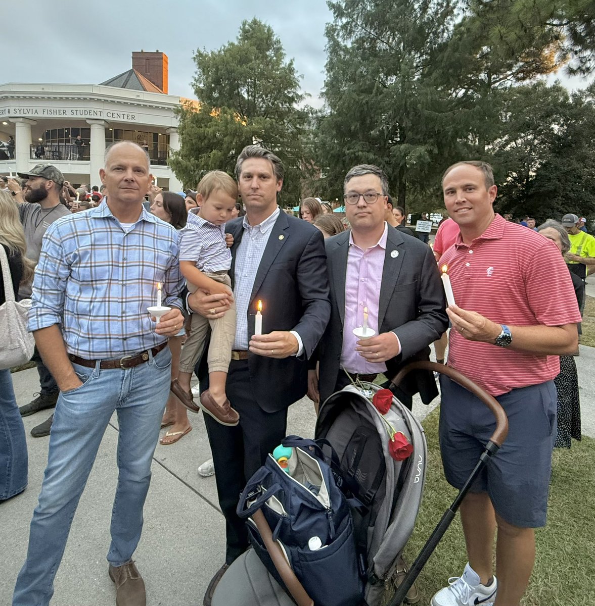 WoodyWhite5's tweet photo. I could write a thousand words about tonight’s event to honor @charliekirk11 held by @TPUSA at UNCW, where I joined @LukeWaddell  @danescalise , Justin Burgess, and 2000+ others to light a candle in tribute.

But I’ll only say four.

Moving. Tearful. Humbling. Hopeful. 

God Speed, CK. 

#CharlieKirkvigil