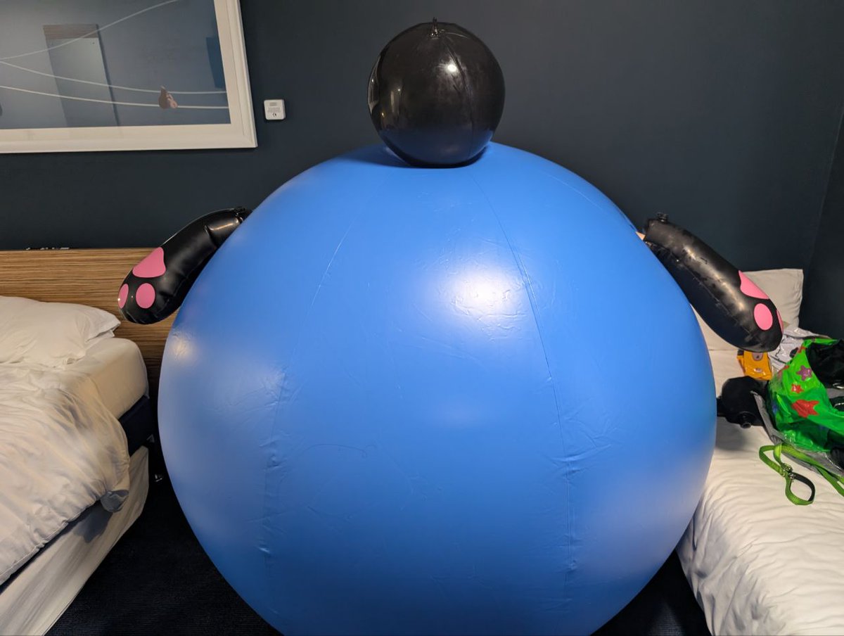 Hey who turned out the lights mmm I can't move or see mm it's hard to breath in here mmm what do u mean my head matches my body? Mmm stop laughing mmm .. ok ok you've had your fun please let me out.. what do mean maybe? *blushes*

Picture taken by: <a href="/TaeliouWolf/">Taeli 🔜 DW</a>