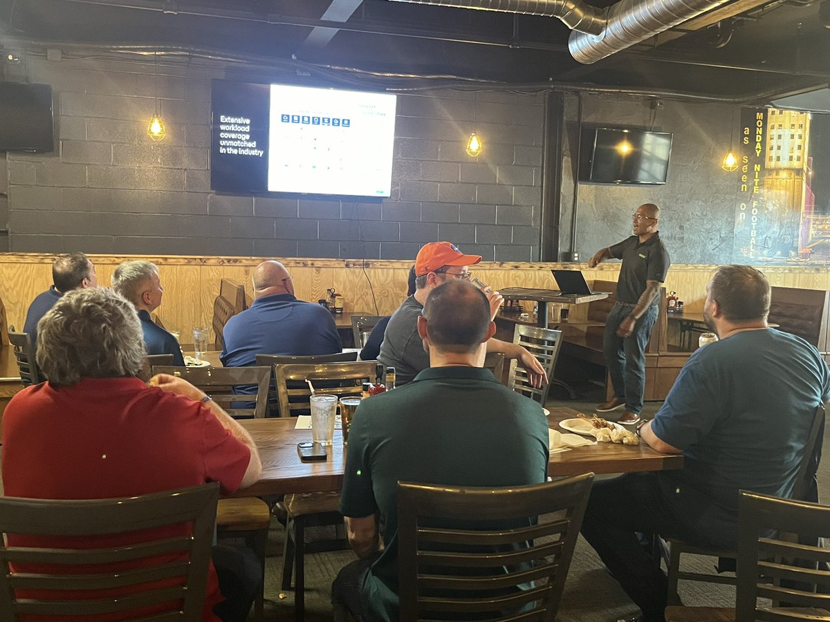 Buffalo VMUG tweet media