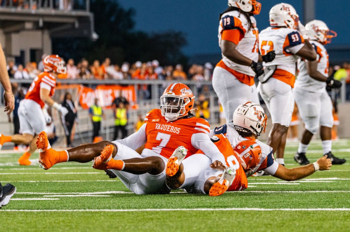 DaCorien (DC) Thompson tweet media