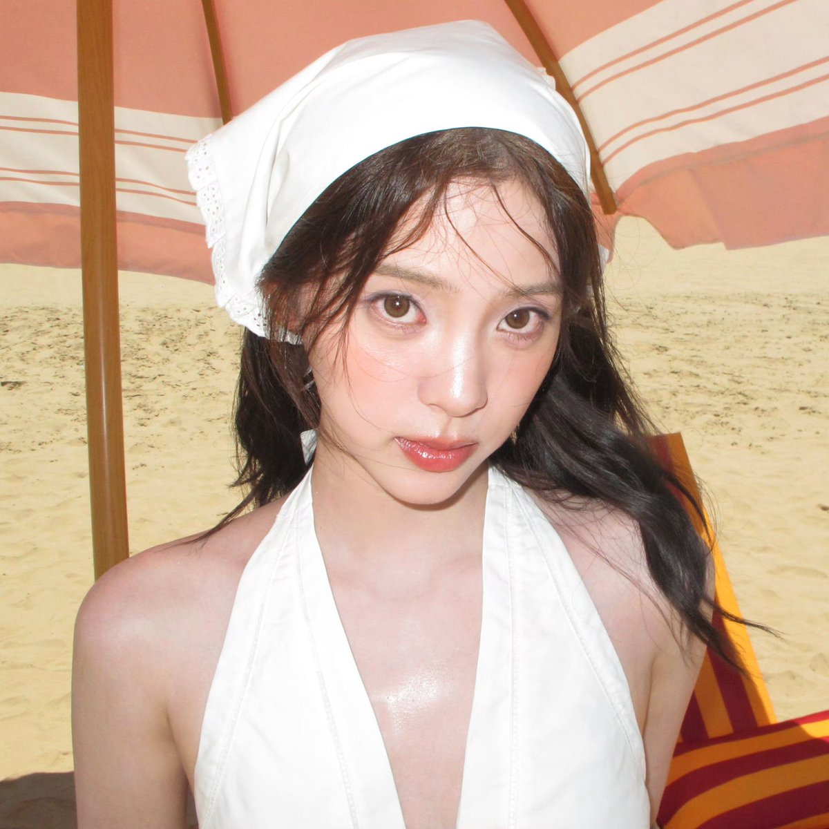 7k787k's tweet photo. 欧阳娜娜的日常也是等待着主人的指令和调教 娜娜的小穴也只是主人的肉便器罢了
贱狗娜娜今天喜欢的任务是用自己的舌头伺候着主人的屁眼娜娜卖力的用舌头抵着屁眼
娜娜如同厕纸一样清洁着主人的屁眼
骚娜娜的双腿打开到最大 主动掰开小穴迎接肉棒 等待着精液的浇灌
#欧阳娜娜 #明星 #意淫 #飞机杯 #婊子 https://t.co/V0s5GHfwUP