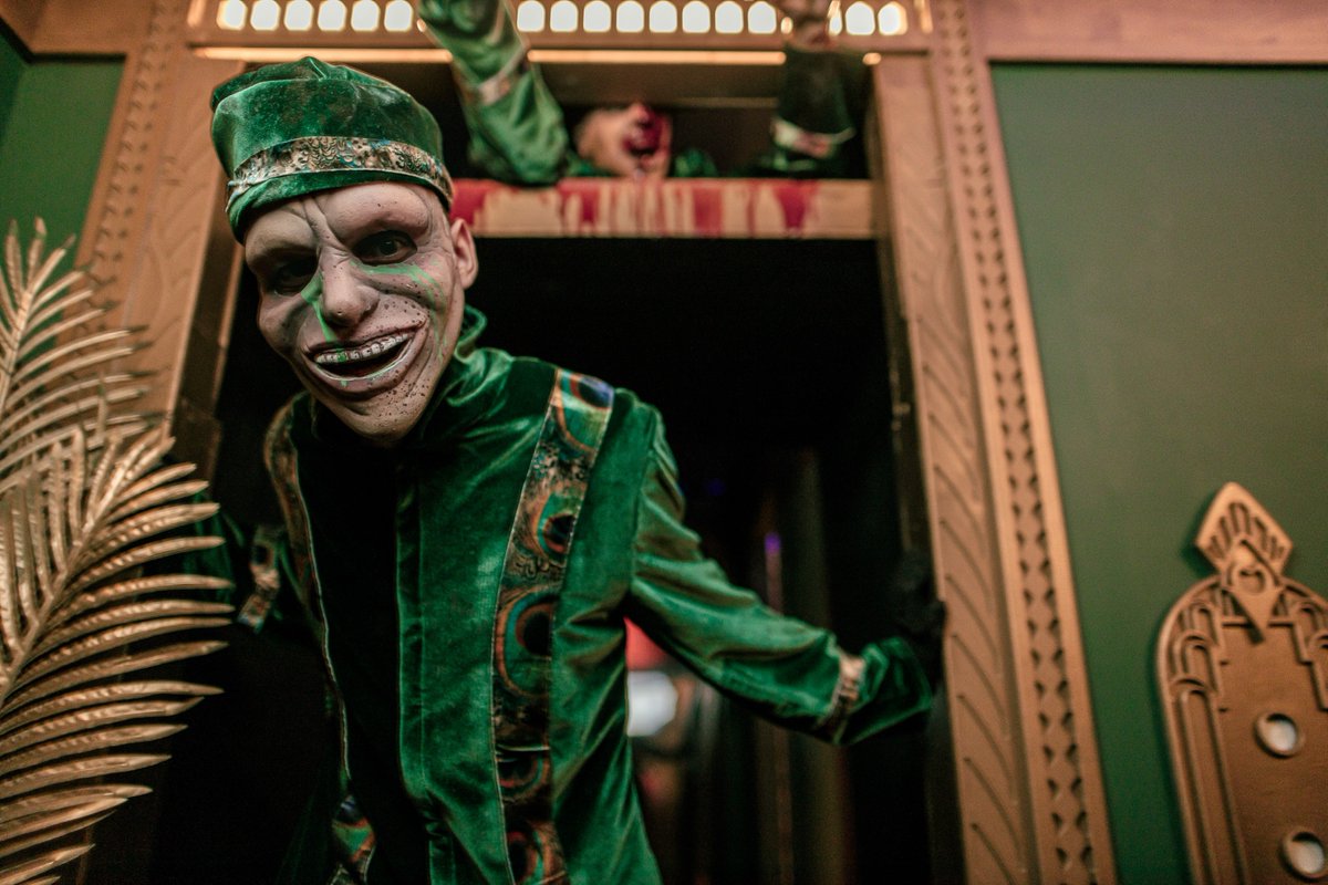 Knott's Scary Farm tweet media