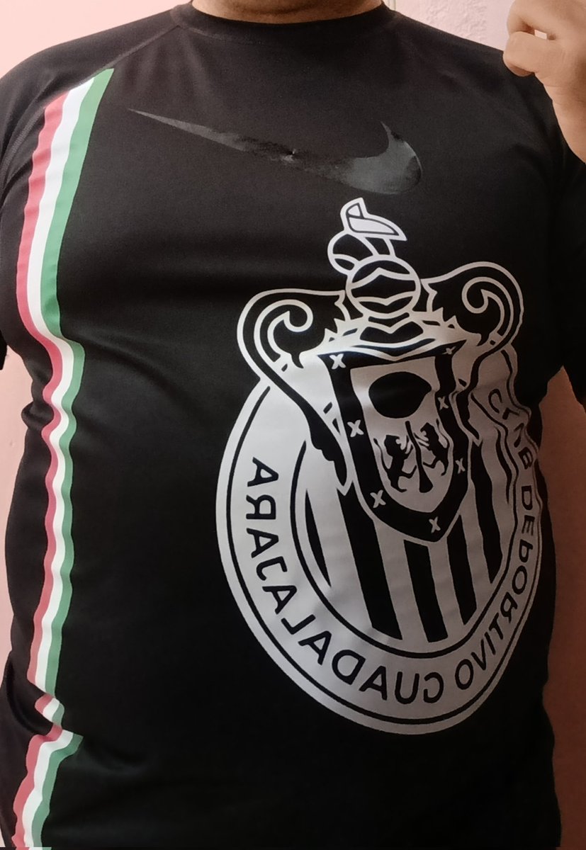 ROCK_ADICT's tweet photo. @Chivas Pura elegancia https://t.co/i6gvQf7xxK