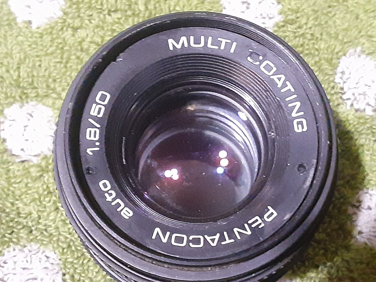 purple00200's tweet image. 朝ぼらけの頭で pentacon 50mm F1. 8 の分解修理を始めるわたし…
カビ部に到達できず諦めるナゥ
#pentacon #50mm #オールドレンズ #レンズ分解