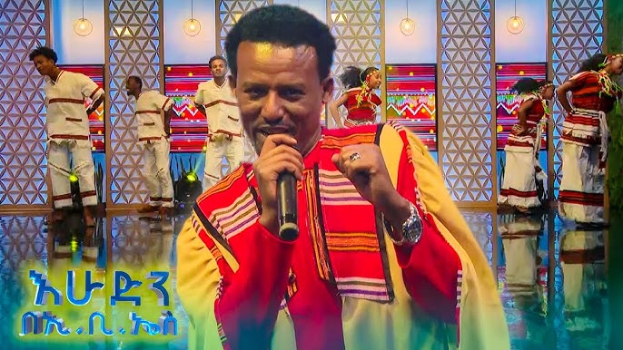 Jigjigamedia's tweet photo. Ethiopian artist #Ibro Ibsaa and Somaliland artist #Qamar Suugaani are teaming up to create a multilingual song for the Ireja Celebration, which will be held in both Finfinee and Hargeisa in 2025. Thanks to @safi24E for organizing this. https://t.co/i6NFn6MTMk