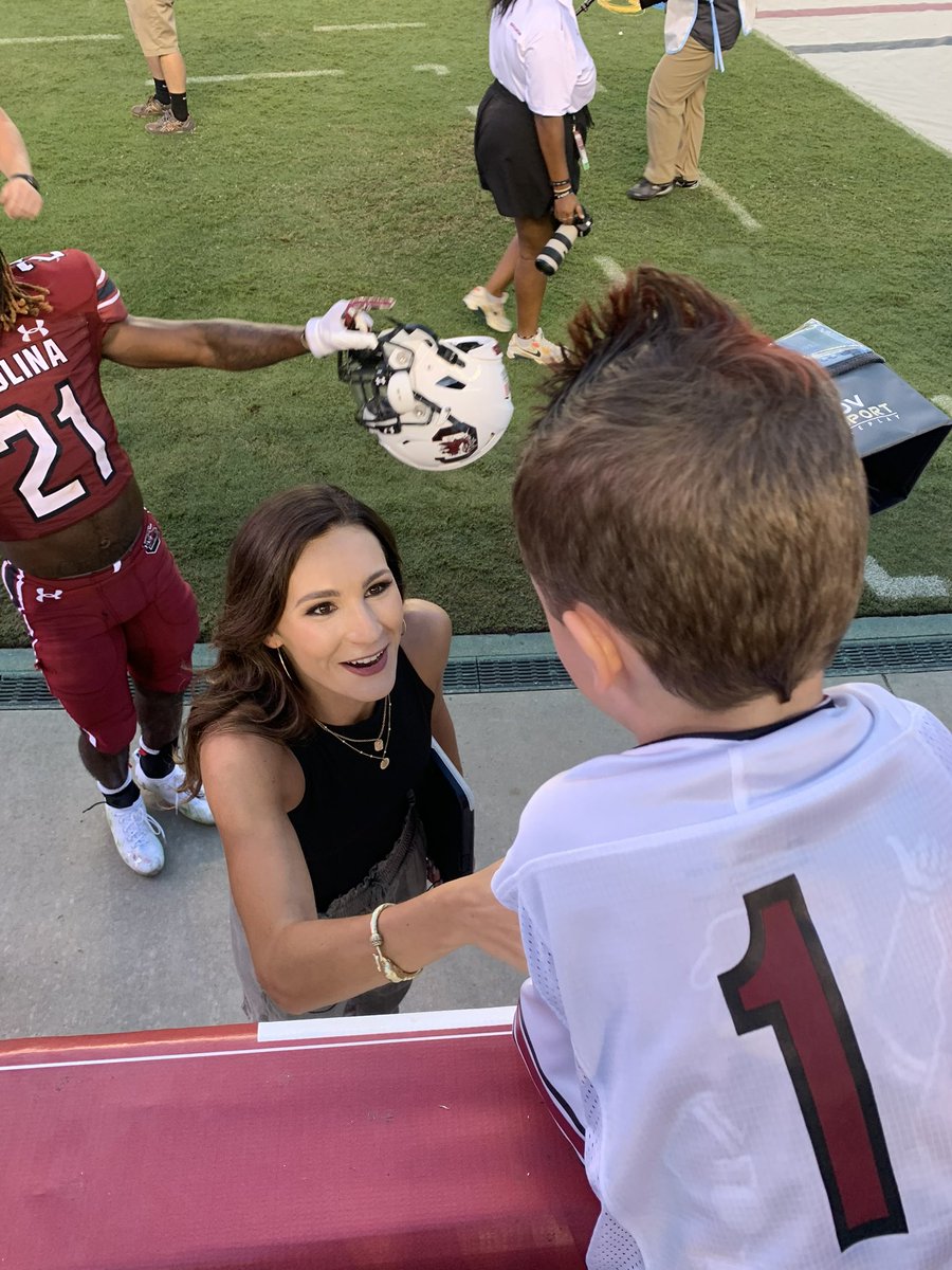 Kyle_Pate03's tweet photo. @AlyssaLang That’s why we love our SC alum. Big time burn there. BTW my son wants to know when he can update this pick https://t.co/WNiEfwwPeY