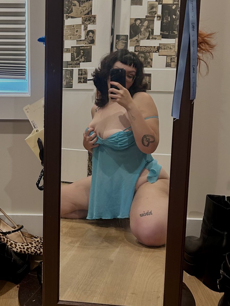 holyhedonism's tweet image. got a case of the mondays 🩵