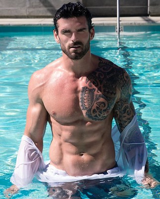 FinleyCameronRP's tweet photo. #MCM #Mine #Everyday #Always #Forever @DominicBauerRP This man I get the priviledge of calling mine. I am proud that he's mine. He's gorgeous, sweet and takes amazing care of those around him. I love getting to go home with him at the end of the night. He makes a girl happy~ https://t.co/7NdY4lZIJp